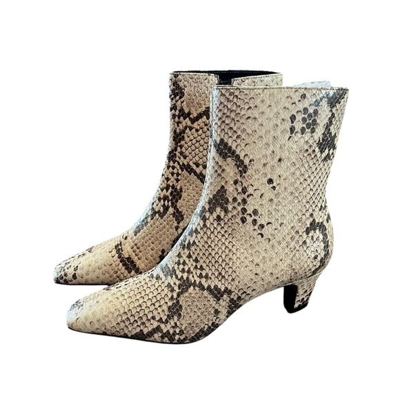 Schutz Dellia Leather Bootie Snake Print Mid  Sculptural Heel Square Toe NEW 5 - Picture 3 of 8